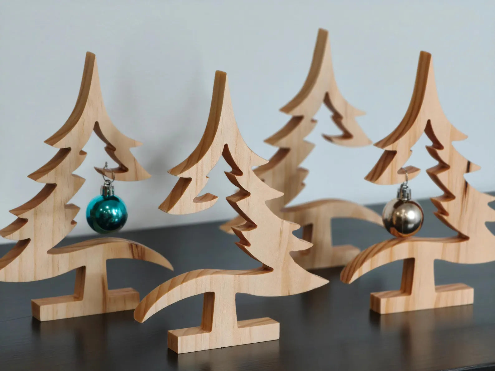 Wooden Christmas Tree Stand Décor